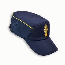 Casquette de service...